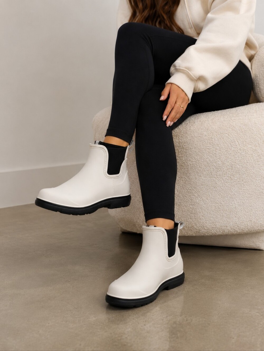 UGG Droplet Rain Boots Waterproof Rubber Slip On 1130831 White Womens Size 10